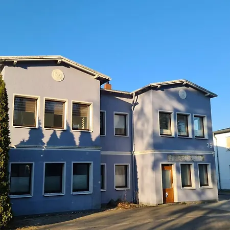 Apartment Haus 4 Jahreszeiten- Herbst Mit Terrasse, Bio-kamin Und 2 Schlafzimmer Karlshagen