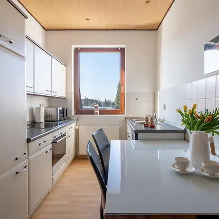 Apartment Haus 4 Jahreszeiten- Herbst Mit Terrasse, Bio-kamin Und 2 Schlafzimmer