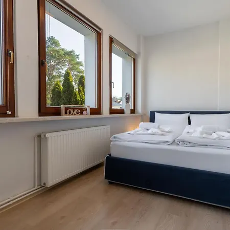 Haus 4 Jahreszeiten- Herbst Mit Terrasse, Bio-kamin Und 2 Schlafzimmer *