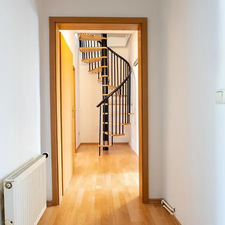 Haus 4 Jahreszeiten- Herbst Mit Terrasse, Bio-kamin Und 2 Schlafzimmer Apartment Karlshagen